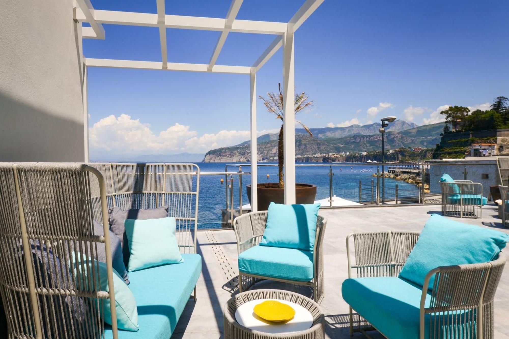 My Exclusive Italy - Beachfront & Private Sea Access Sorrente