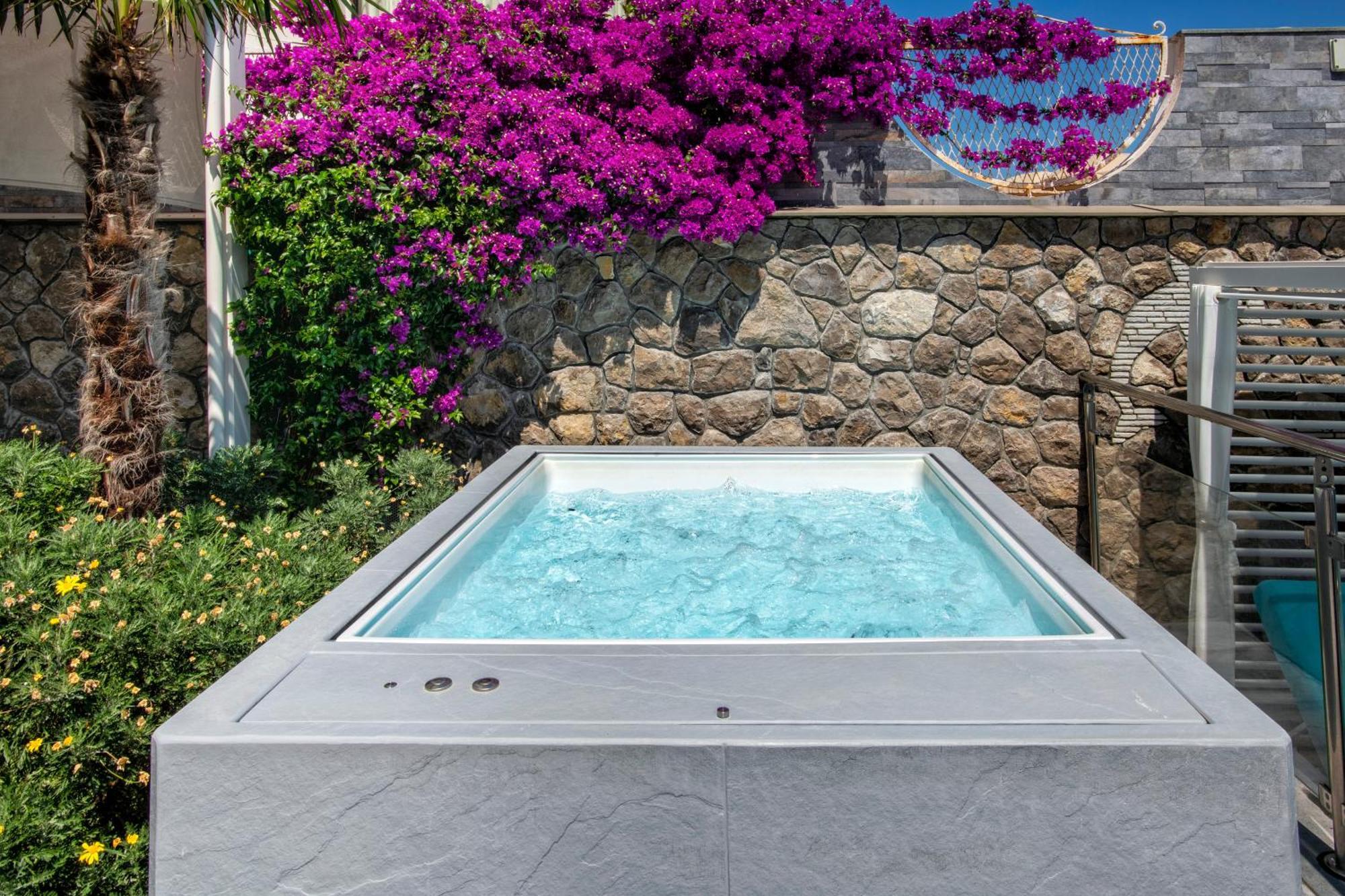 My Exclusive Italy - Beachfront & Private Sea Access * Sorrente